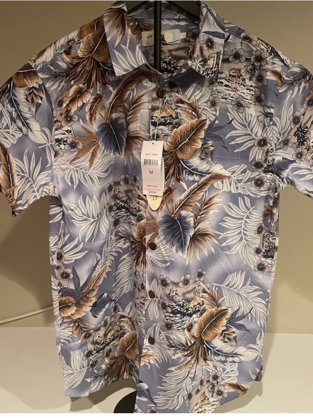 Men’s Hawaiian Button Down Shirt Medium NWT Tropical Beach Print Short Sleeve